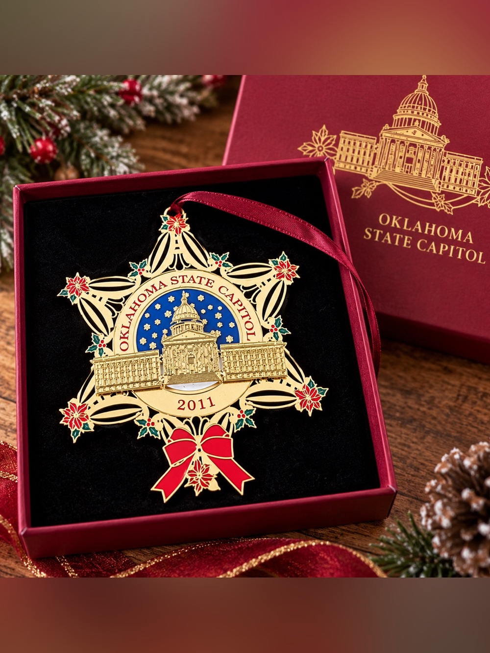 Oklahoma State Capitol 2011 Gold Christmas Ornament w/ Original Box